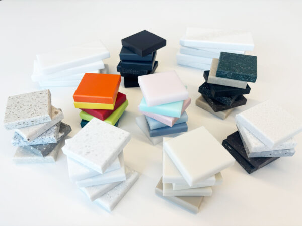 Le solid surface est un matériau naturel utilisé en menuiserie intérieure et dans la fabrication de mobilier